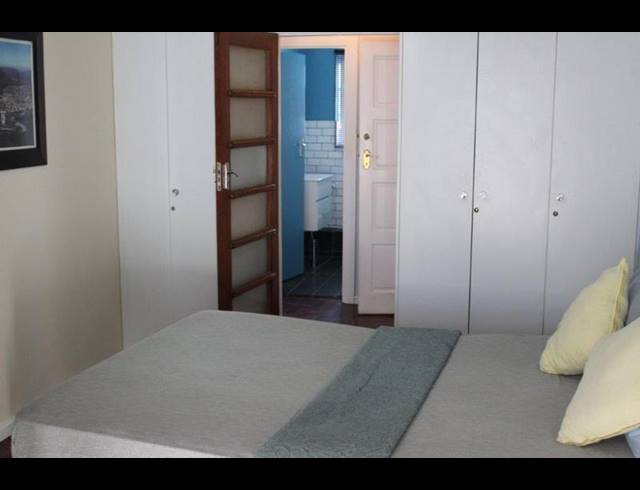 1 BEDROOM PROPERTY TO RENT IN SEA POINT